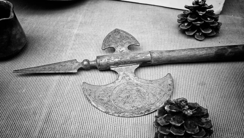 Messeregge cutting blade arrangement used in traditional agricultural tools